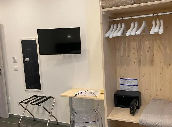 לינה וארוחת בוקר Maria